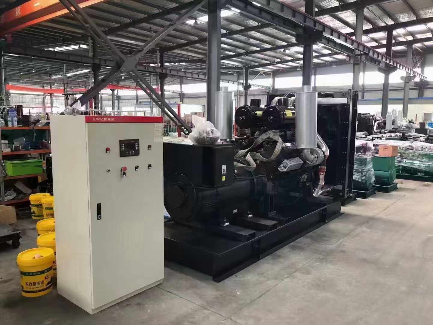 巩留柴油发电机运行时的噪音和振动水平如何？