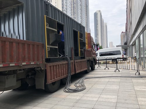 巩留冷却液不足的情况下如何检查柴油发电机组？