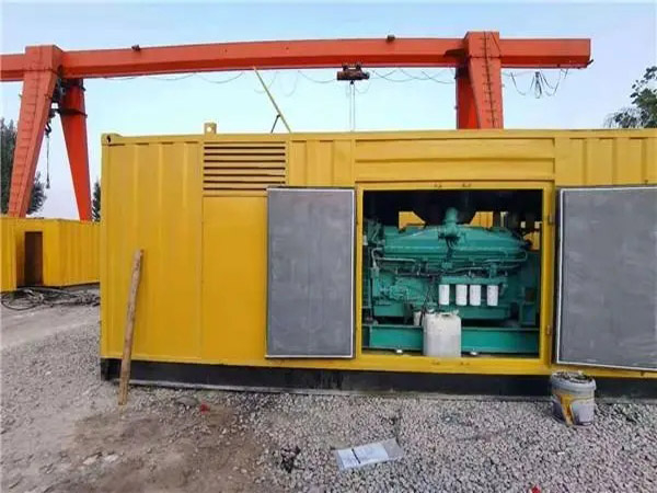 巩留冬季低温环境下，500KW发电机组应该选择什么类型的启动电瓶？